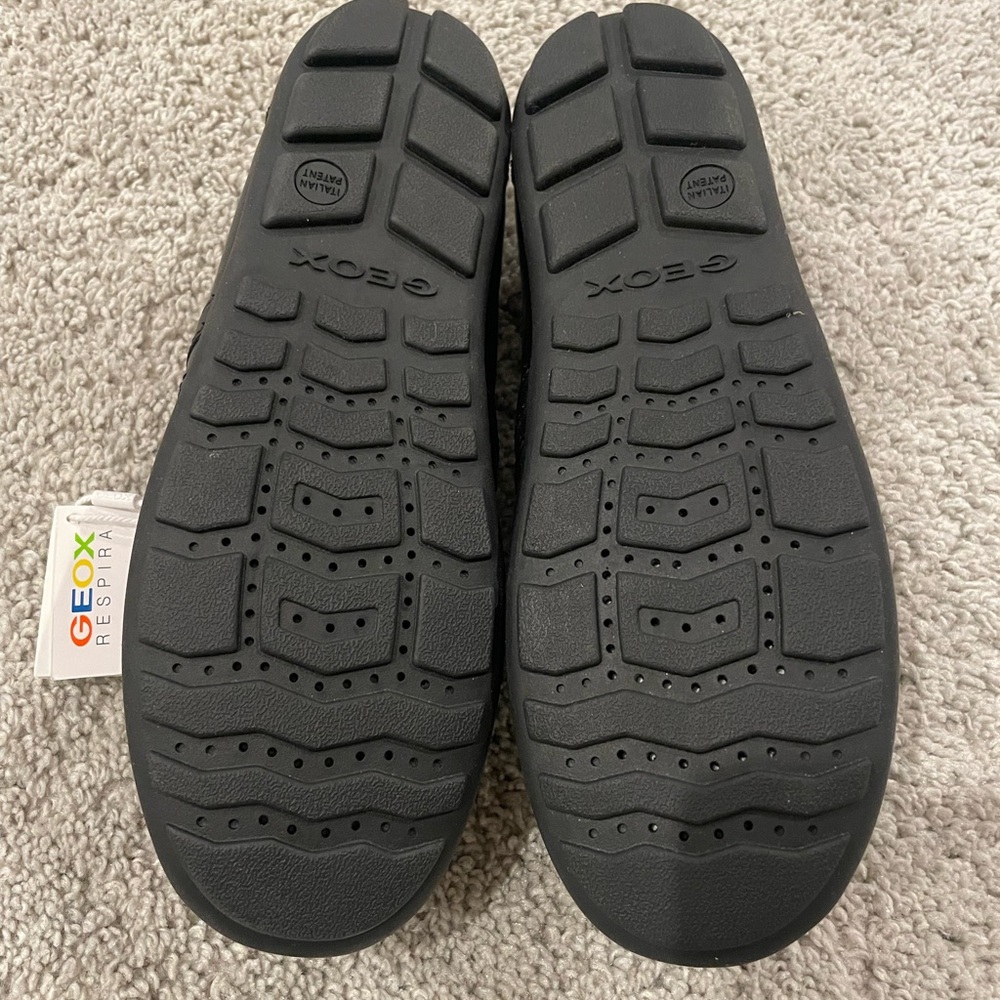 Geox Boys New Fast Slip-On Loafers Black Leather Size 3 NWT - Picture 5 of 9